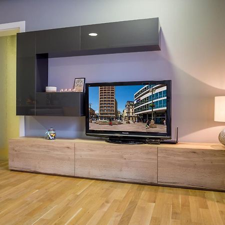 Elena Apartment غييكا المظهر الخارجي الصورة