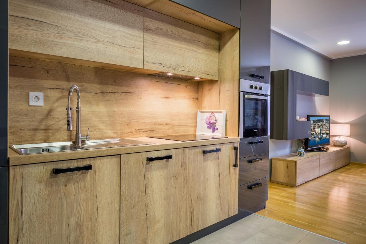 Elena Apartment غييكا المظهر الخارجي الصورة