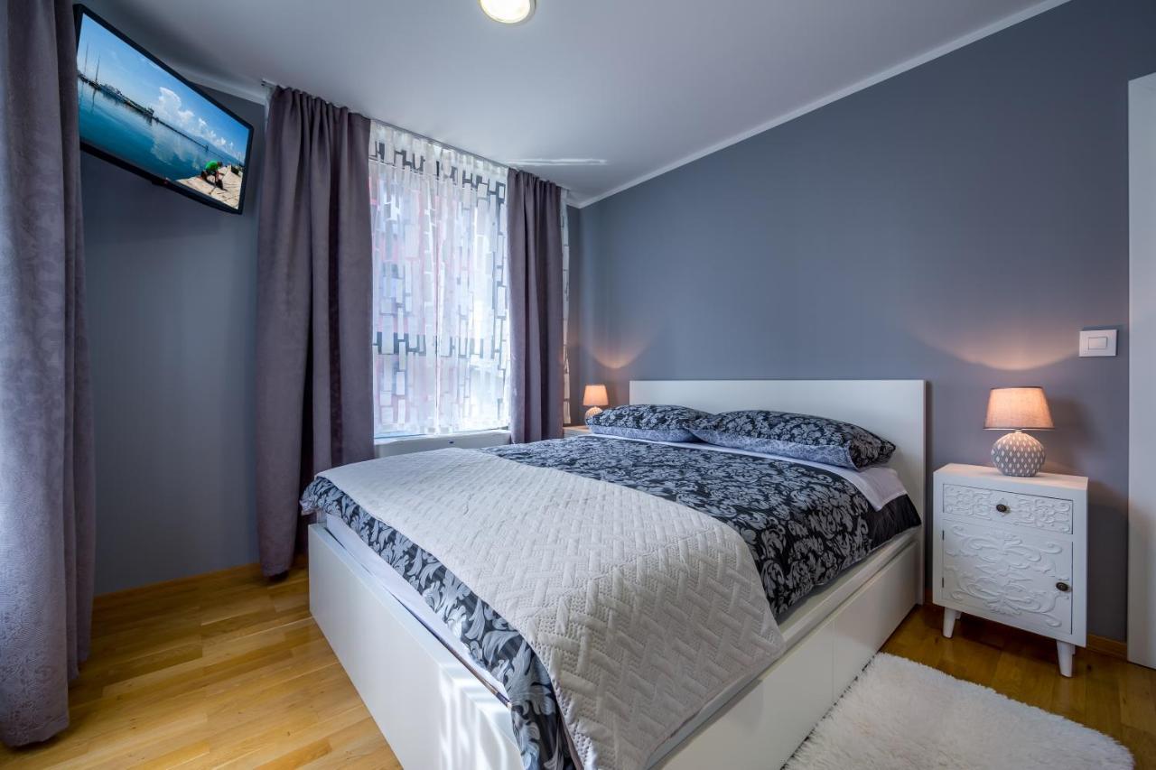 Elena Apartment غييكا المظهر الخارجي الصورة